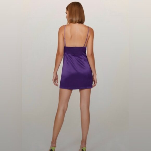 Womens retrofête Janessa Dress Purple Size small 4 square neck satin club short - Picture 2 of 4